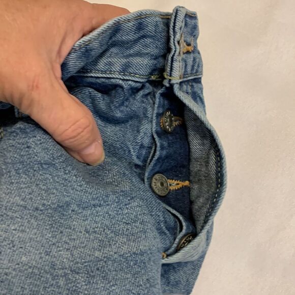 H&M Size 34 Men’s cuffed distressed shorts - Picture 5 of 7